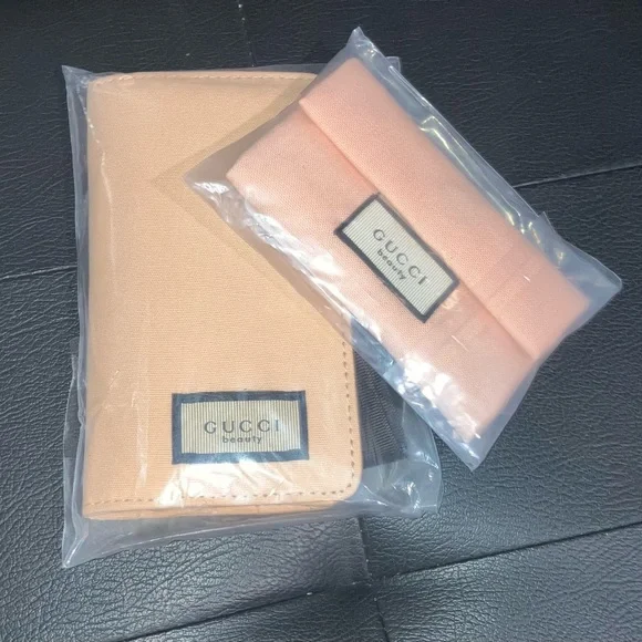 Gucci Beauty makeup brush set in case & Comb Set with dust bag! BNWT